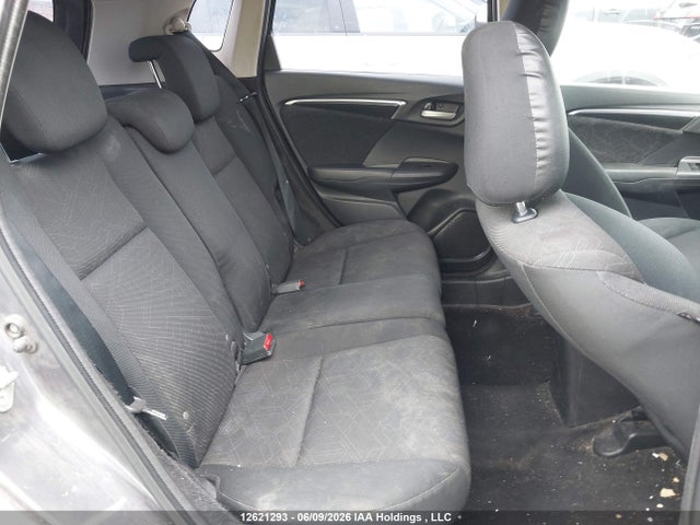 Продажа на аукционе авто 2015 Honda Fit Ex/ex-l Navi, vin: 3HGGK5H84FM102991, номер лота: 12621293