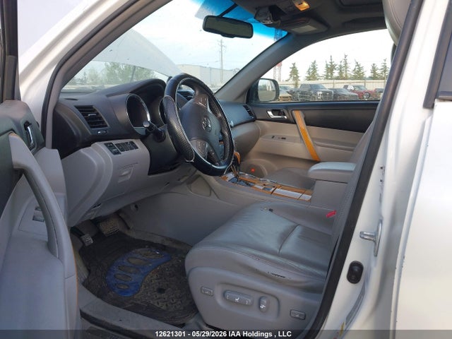 Продаж на аукціоні авто 2010 Toyota Highlander Hybrid Limited, vin: JTEJW3EH7A2038894, номер лоту: 12621301
