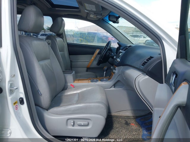 Продаж на аукціоні авто 2010 Toyota Highlander Hybrid Limited, vin: JTEJW3EH7A2038894, номер лоту: 12621301