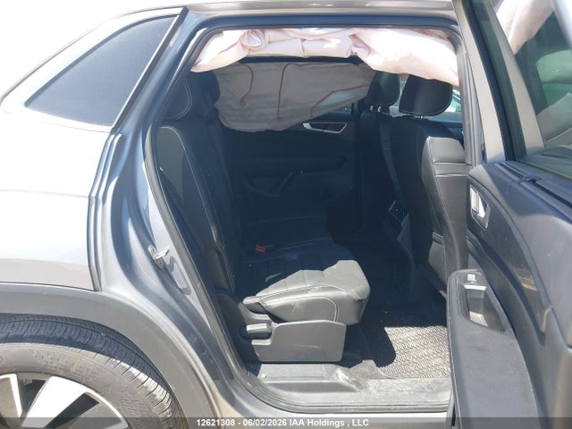 2024 Volkswagen Atlas Cross Sport 2.0 Tsi Highline მანქანა იყიდება აუქციონზე, vin: 1V2BE2CA8RC201861, აუქციონის ნომერი: 12621308