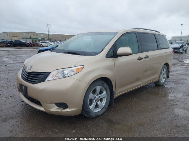 2012 Toyota Sienna მანქანა იყიდება აუქციონზე, vin: 5TDZK3DC8CS221838, აუქციონის ნომერი: 12621311