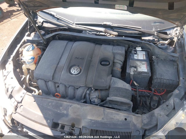 12621324 :رقم المزاد ، 3VWKX7AJ3AM689354 vin ، 2010 Volkswagen Golf 2.5l Comfortline/2.5l Trendline مزاد بيع