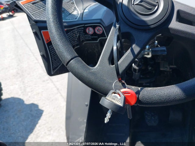 12621331 :رقم المزاد ، LCELV1ZG2N6000042 vin ، 2022 Cf Moto Zforce 950 Sport مزاد بيع