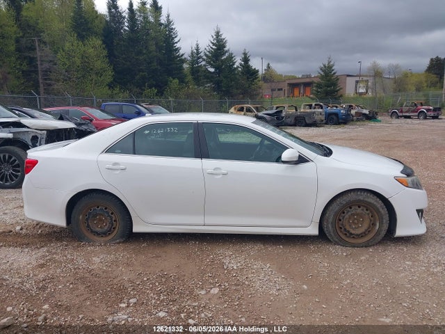 2013 Toyota Camry Se მანქანა იყიდება აუქციონზე, vin: 4T1BF1FKXDU243038, აუქციონის ნომერი: 12621332