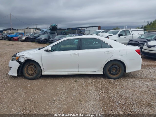 2013 Toyota Camry Se მანქანა იყიდება აუქციონზე, vin: 4T1BF1FKXDU243038, აუქციონის ნომერი: 12621332