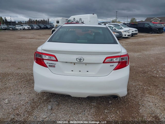 2013 Toyota Camry Se მანქანა იყიდება აუქციონზე, vin: 4T1BF1FKXDU243038, აუქციონის ნომერი: 12621332