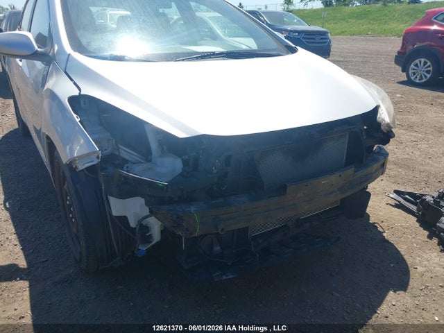 2013 Hyundai Elantra Gt მანქანა იყიდება აუქციონზე, vin: KMHD25LE3DU057206, აუქციონის ნომერი: 12621370