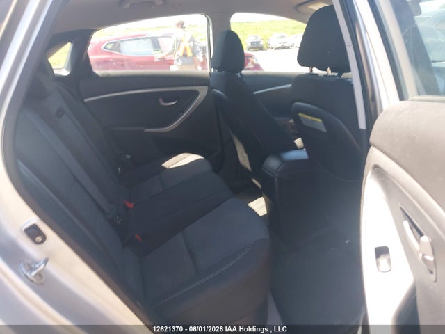 2013 Hyundai Elantra Gt მანქანა იყიდება აუქციონზე, vin: KMHD25LE3DU057206, აუქციონის ნომერი: 12621370
