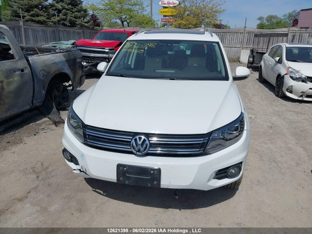 Продажа на аукционе авто 2016 Volkswagen Tiguan Comfortline/highline/special Edition, vin: WVGJV7AX8GK000025, номер лота: 12621398
