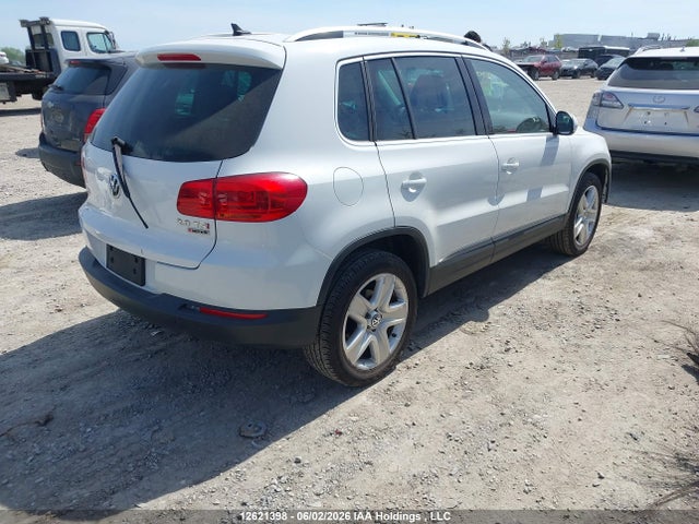 Продажа на аукционе авто 2016 Volkswagen Tiguan Comfortline/highline/special Edition, vin: WVGJV7AX8GK000025, номер лота: 12621398