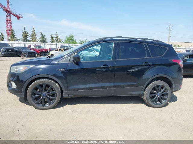 Продаж на аукціоні авто 2017 Ford Escape Se, vin: 1FMCU9GD3HUE27106, номер лоту: 12621435