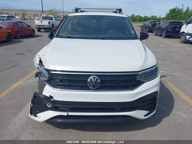 Aukcja sprzedaży 2022 Volkswagen Tiguan Comfortline R-line Black Edition, vin: 3VV8B7AX2NM080666, numer aukcji: 12621440