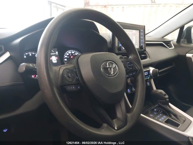 2022 Toyota Rav4 Le მანქანა იყიდება აუქციონზე, vin: 2T3B1RFV5NW250401, აუქციონის ნომერი: 12621454
