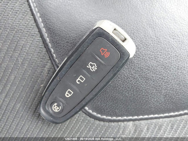 12621455 :رقم المزاد ، 1FMCU9J98DUA23068 vin ، 2013 Ford Escape Titanium مزاد بيع
