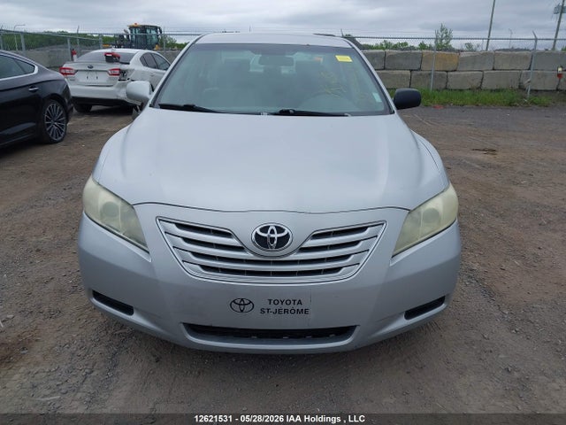 2007 Toyota Camry Le/se მანქანა იყიდება აუქციონზე, vin: 4T1BE46K07U035811, აუქციონის ნომერი: 12621531