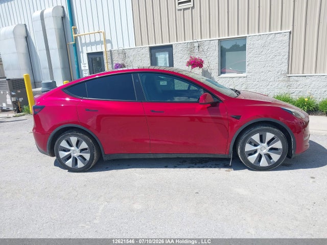 7SAYGDED0RF077910 Tesla Model Y