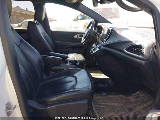 Продажа на аукционе авто 2021 Chrysler Pacifica Touring L, vin: 2C4RC3BG5MR537131, номер лота: 12621562