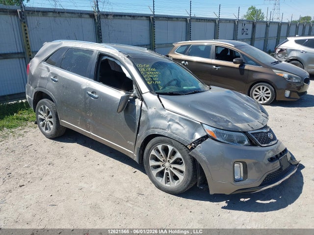 Продажа на аукционе авто 2015 Kia Sorento Sx, vin: 5XYKWDA78FG596519, номер лота: 12621566
