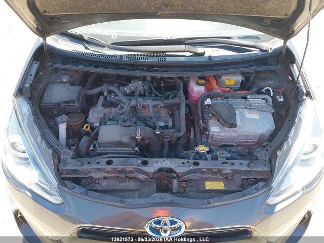 2015 Toyota Prius C Technology მანქანა იყიდება აუქციონზე, vin: JTDKDTB31F1091854, აუქციონის ნომერი: 12621573