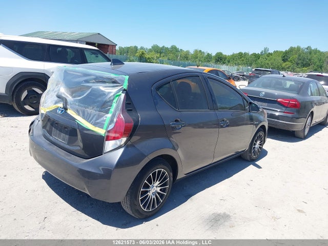 2015 Toyota Prius C Technology მანქანა იყიდება აუქციონზე, vin: JTDKDTB31F1091854, აუქციონის ნომერი: 12621573