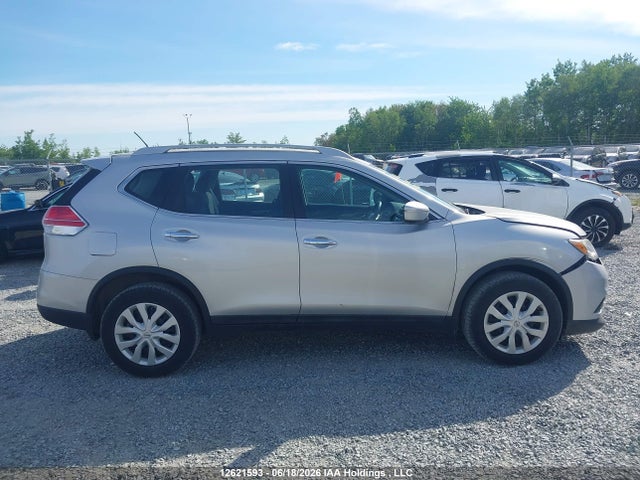 Продажа на аукционе авто 2015 Nissan Rogue S/sl/sv, vin: 5N1AT2MV9FC886531, номер лота: 12621593
