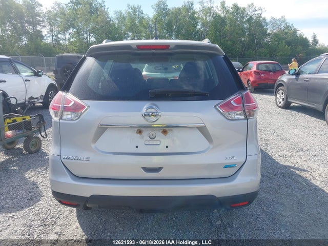 Продажа на аукционе авто 2015 Nissan Rogue S/sl/sv, vin: 5N1AT2MV9FC886531, номер лота: 12621593