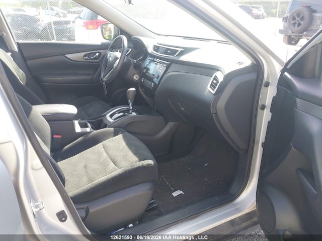 Продажа на аукционе авто 2015 Nissan Rogue S/sl/sv, vin: 5N1AT2MV9FC886531, номер лота: 12621593