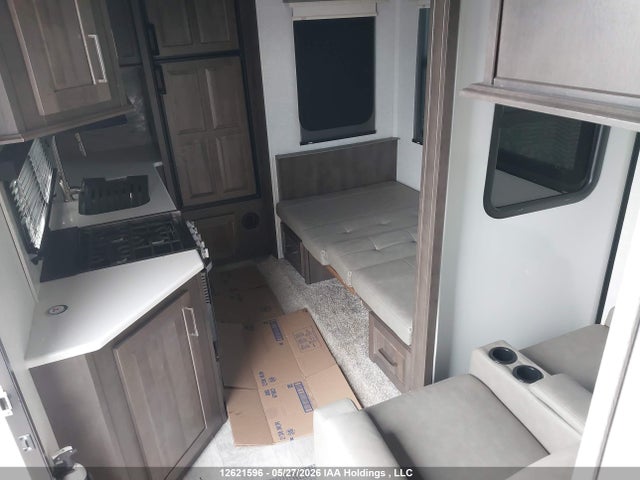 2021 Rockwood Travel Trailer 24' მანქანა იყიდება აუქციონზე, vin: 4X4FRLE21M1896220, აუქციონის ნომერი: 12621596