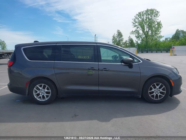 2C4RC1ZG3NR129187 Chrysler Grand Caravan Sxt