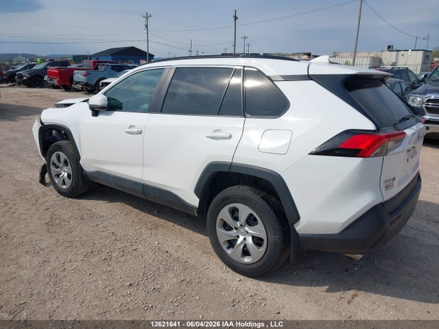 Toyota RAV4 LE 2020 2T3B1RFV4LW114337 Image 3