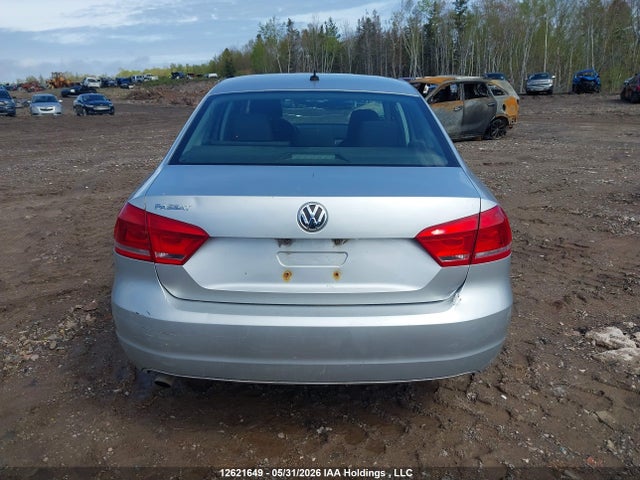 2013 Volkswagen Passat 2.5l Trendline მანქანა იყიდება აუქციონზე, vin: 1VWAH7A31DC045755, აუქციონის ნომერი: 12621649