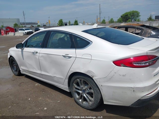 Продажа на аукционе авто 2020 Ford Fusion Hybrid Titanium, vin: 3FA6P0RU9LR261651, номер лота: 12621674