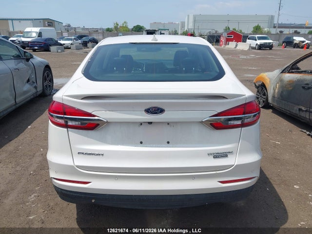 Продажа на аукционе авто 2020 Ford Fusion Hybrid Titanium, vin: 3FA6P0RU9LR261651, номер лота: 12621674
