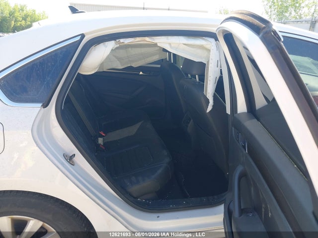 2013 Volkswagen Passat Se მანქანა იყიდება აუქციონზე, vin: 1VWBN7A31DC147196, აუქციონის ნომერი: 12621693