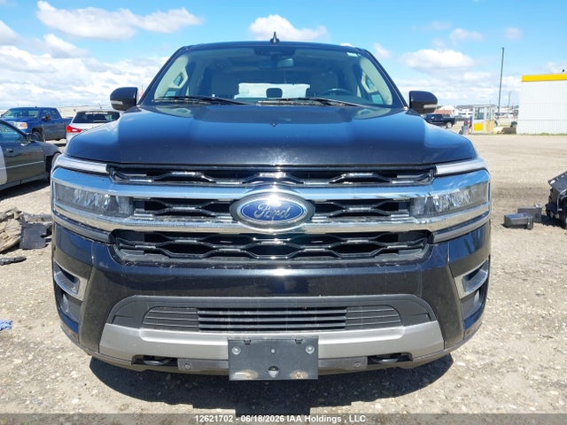 Ford Expedition Limited 2023 1FMJU2A80PEA35316 Image 13