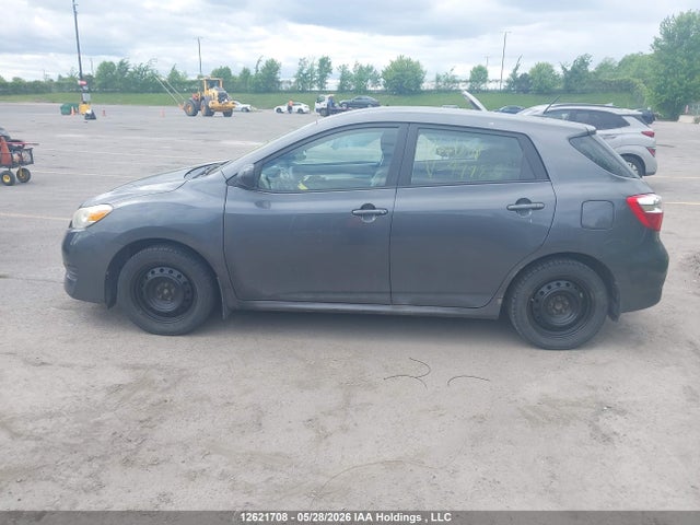 2010 Toyota Matrix მანქანა იყიდება აუქციონზე, vin: 2T1KU4EE3AC494810, აუქციონის ნომერი: 12621708