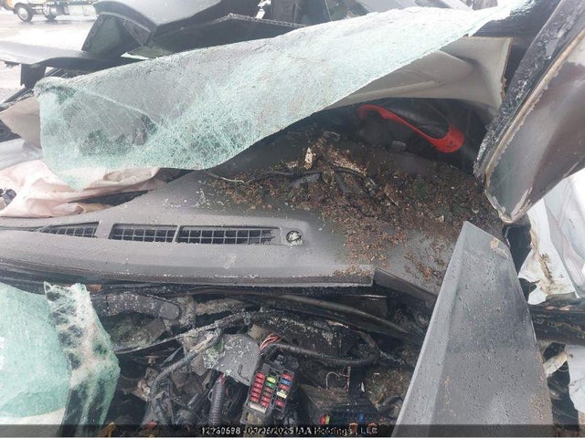 12621717 :رقم المزاد ، 2T1BU4EE5AC412883 vin ، 2010 Toyota Corolla Ce مزاد بيع