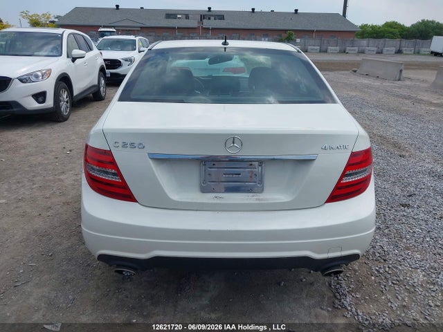Продажа на аукционе авто 2012 Mercedes-benz C 250 4matic, vin: WDDGF8FB5CA690272, номер лота: 12621720