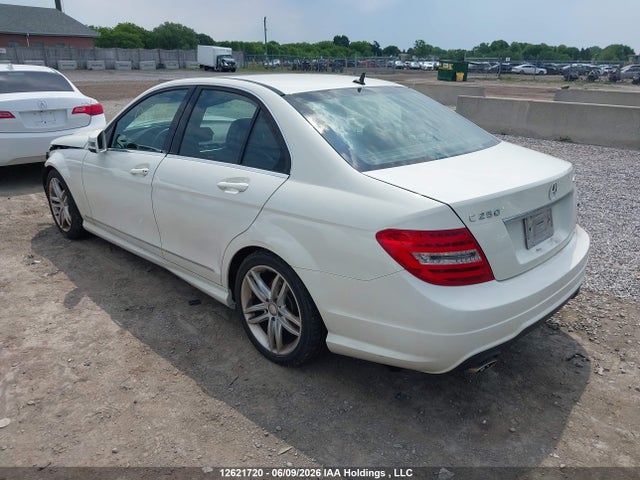 Продажа на аукционе авто 2012 Mercedes-benz C 250 4matic, vin: WDDGF8FB5CA690272, номер лота: 12621720