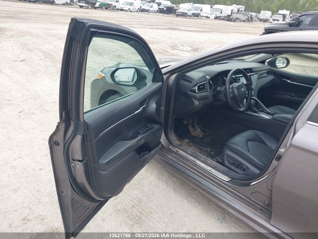12621766 :رقم المزاد ، 4T1B11HK1KU216366 vin ، 2019 Toyota Camry L/le/xle/se/xse مزاد بيع