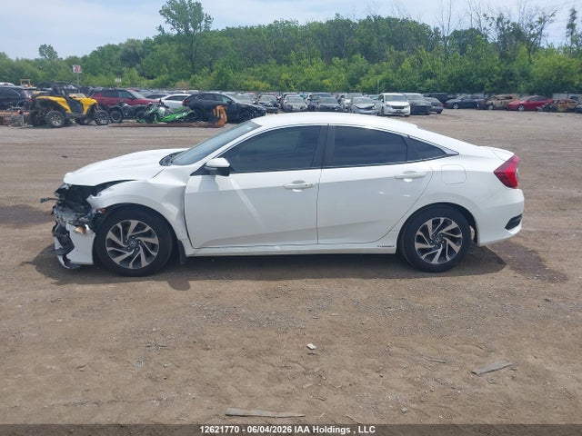Honda Civic Lx 2018 2HGFC2F60JH015797 Image 14
