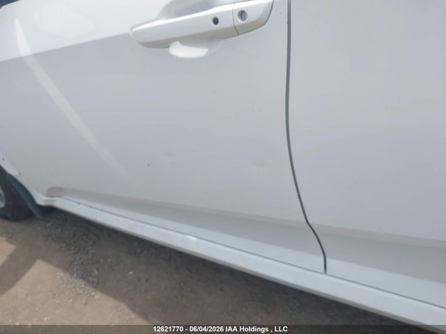 Honda Civic Lx 2018 2HGFC2F60JH015797 Image 19