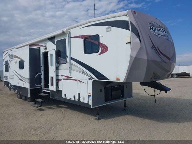 12621788 :رقم المزاد ، 5SFCG4236CE242576 vin ، 2012 Heartland Recreational 427 5th Wheel مزاد بيع