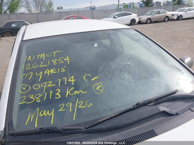 12621854 :رقم المزاد ، JTDBT923171042774 vin ، 2007 Toyota Yaris مزاد بيع