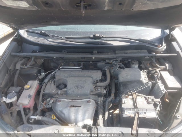 12621864 :رقم المزاد ، 2T3ZFREV8FW142633 vin ، 2015 Toyota Rav4 Le مزاد بيع