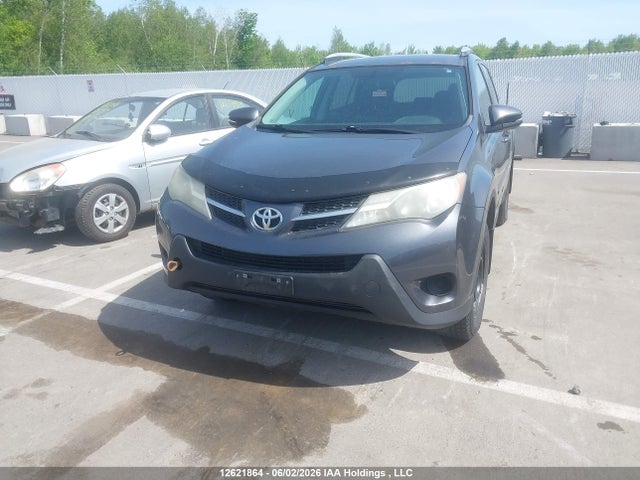 12621864 :رقم المزاد ، 2T3ZFREV8FW142633 vin ، 2015 Toyota Rav4 Le مزاد بيع