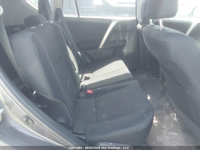 12621864 :رقم المزاد ، 2T3ZFREV8FW142633 vin ، 2015 Toyota Rav4 Le مزاد بيع
