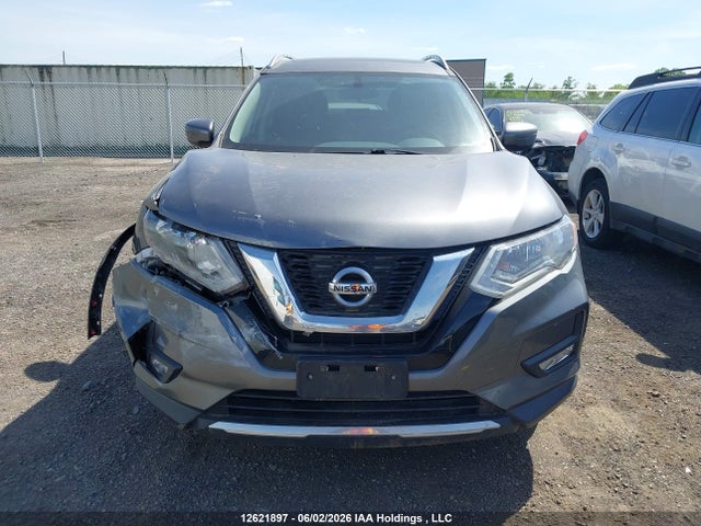 Продаж на аукціоні авто 2017 Nissan Rogue S/sl Platinum/sv, vin: 5N1AT2MVXHC819679, номер лоту: 12621897