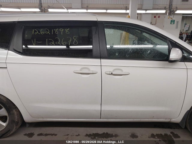 KNDMB5C15G6122678 KIA Sedona