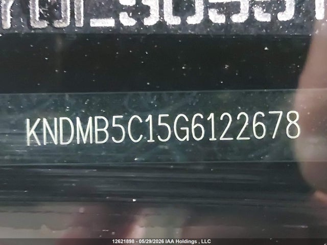 KNDMB5C15G6122678 KIA Sedona